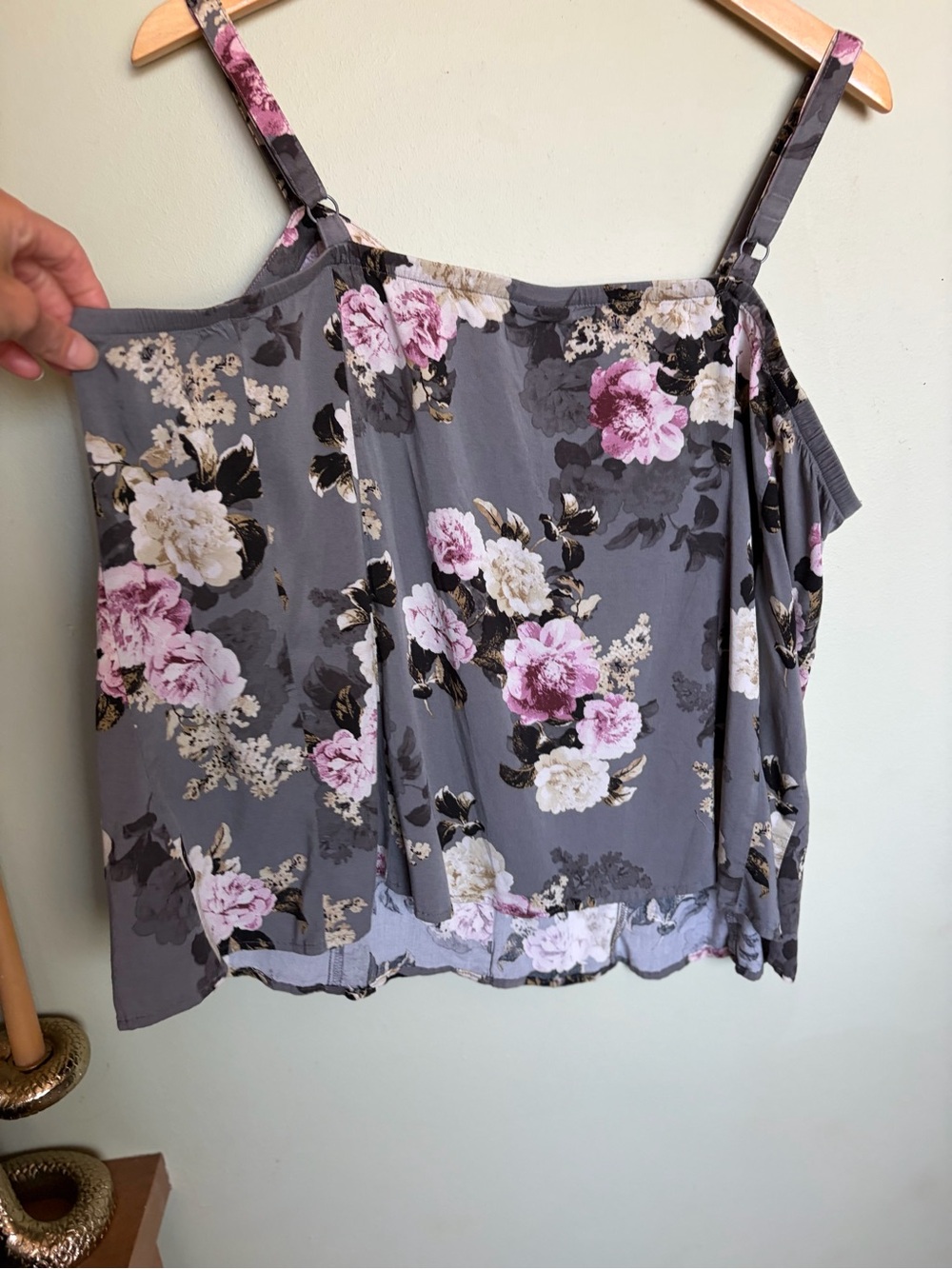 Torrid Gray Pink Floral Camisole Tank Top Size 3 Boho Chic Feminine Cottagecore - Picture 12 of 16